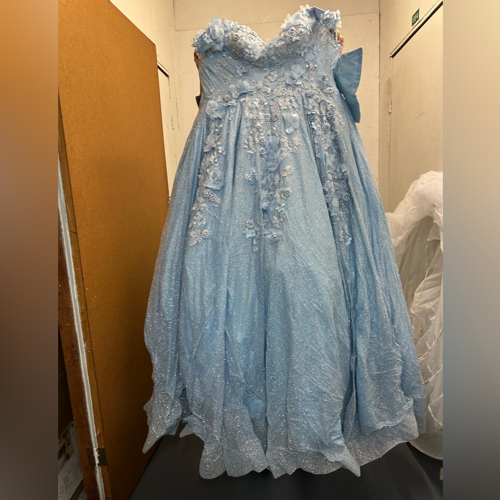 Silver light blue size XL